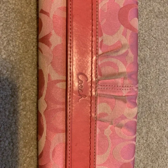 Bundle of Coach wallets and wristlets - Picture 2 of 16